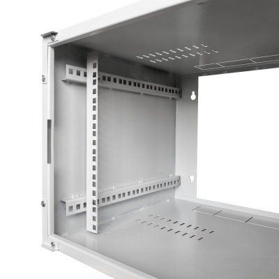 Настенный шкаф 19, 15U, с металлической дверцей